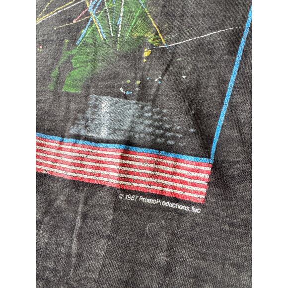 Vintage ‘87 Pink Floyd Tour Paper Thin USA Made Single Stitched Thrashed Band T - Picture 4 of 9